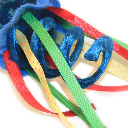 Vibrant Life Swat-A-Squid Coil, 1Pk, Blue Animals & Pet Supplies > Pet Supplies > Cat Supplies > Cat Toys Vibrant Life