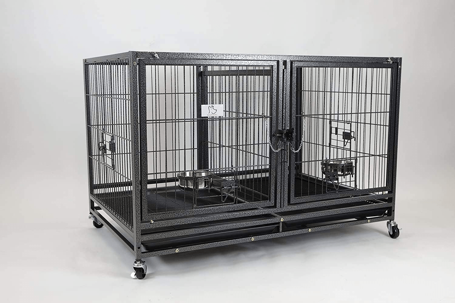 Heavy duty dog 2024 crate with divider