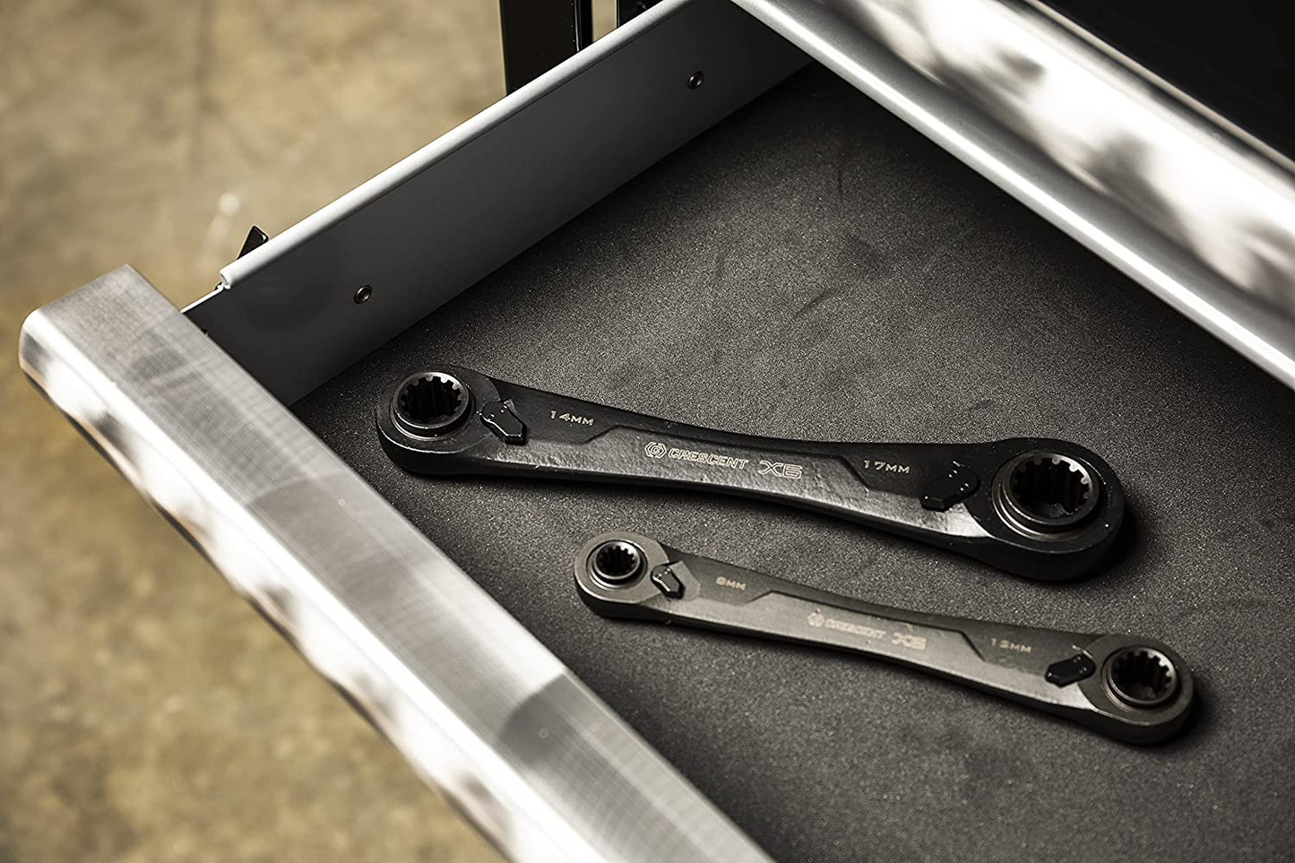 Crescent 2 Pc. X6™ 4-In-1 Black Oxide Spline Ratcheting Metric Wrench Set - CX6DBM2 Animals & Pet Supplies > Pet Supplies > Dog Supplies > Dog Treadmills Crescent