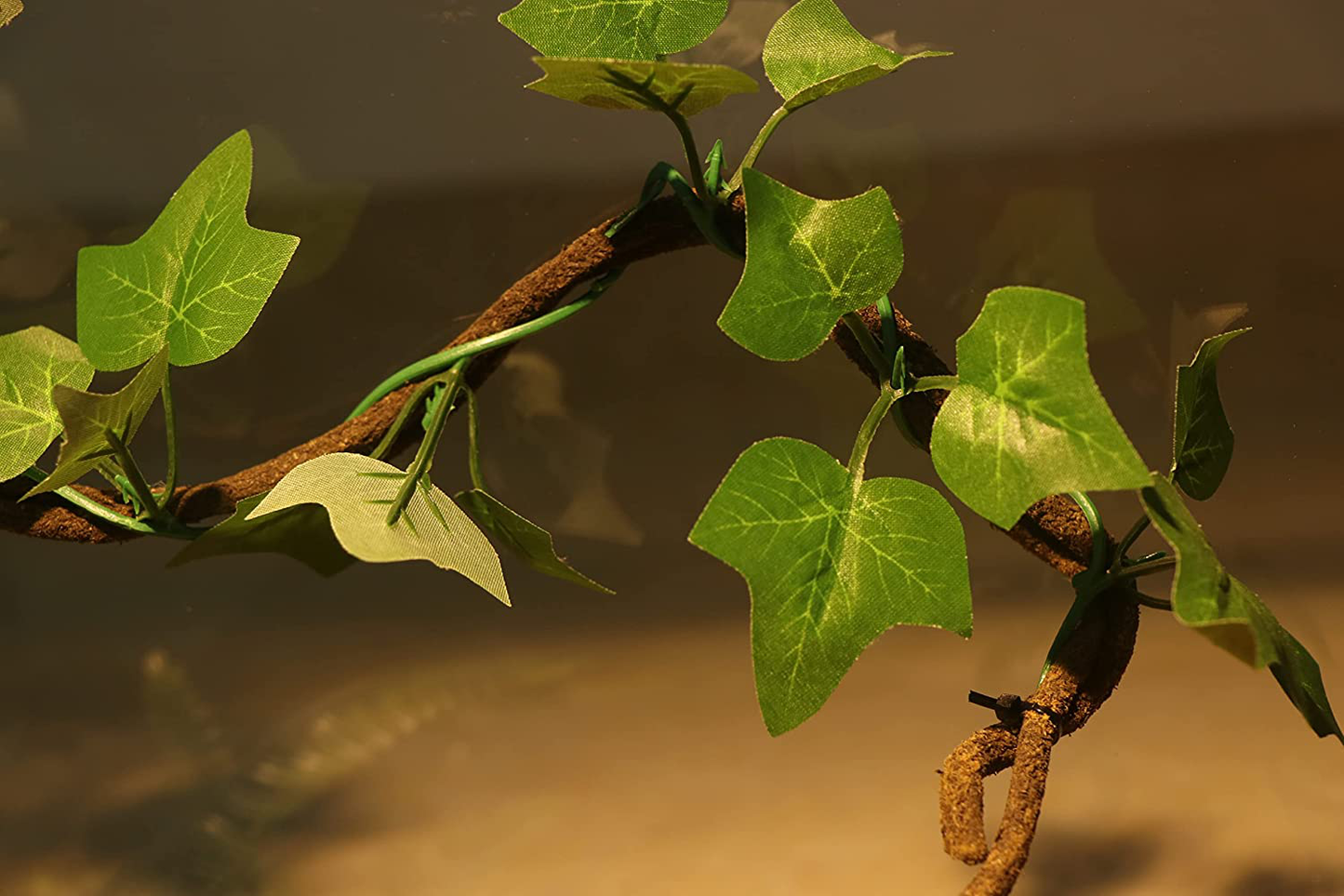 AQUA KT Reptile Rainforest Flexible Climb Vine Tree Branch with Leaves and Suction Cup for Lizard Snake Amphibian Animals & Pet Supplies > Pet Supplies > Reptile & Amphibian Supplies > Reptile & Amphibian Habitat Accessories AQUA KT