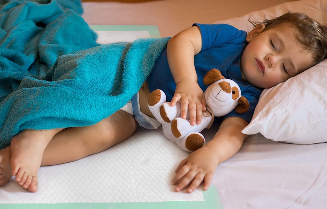 MILDPLUS Disposable Underpads Bed Pads 23'' X 36''(40 Count) Heavy Absorbency Incontinence Pads for Unisex Adult and Senior, Waterproof Pee Pads, Premium Chucks Pads Animals & Pet Supplies > Pet Supplies > Dog Supplies > Dog Diaper Pads & Liners MILDPLUS