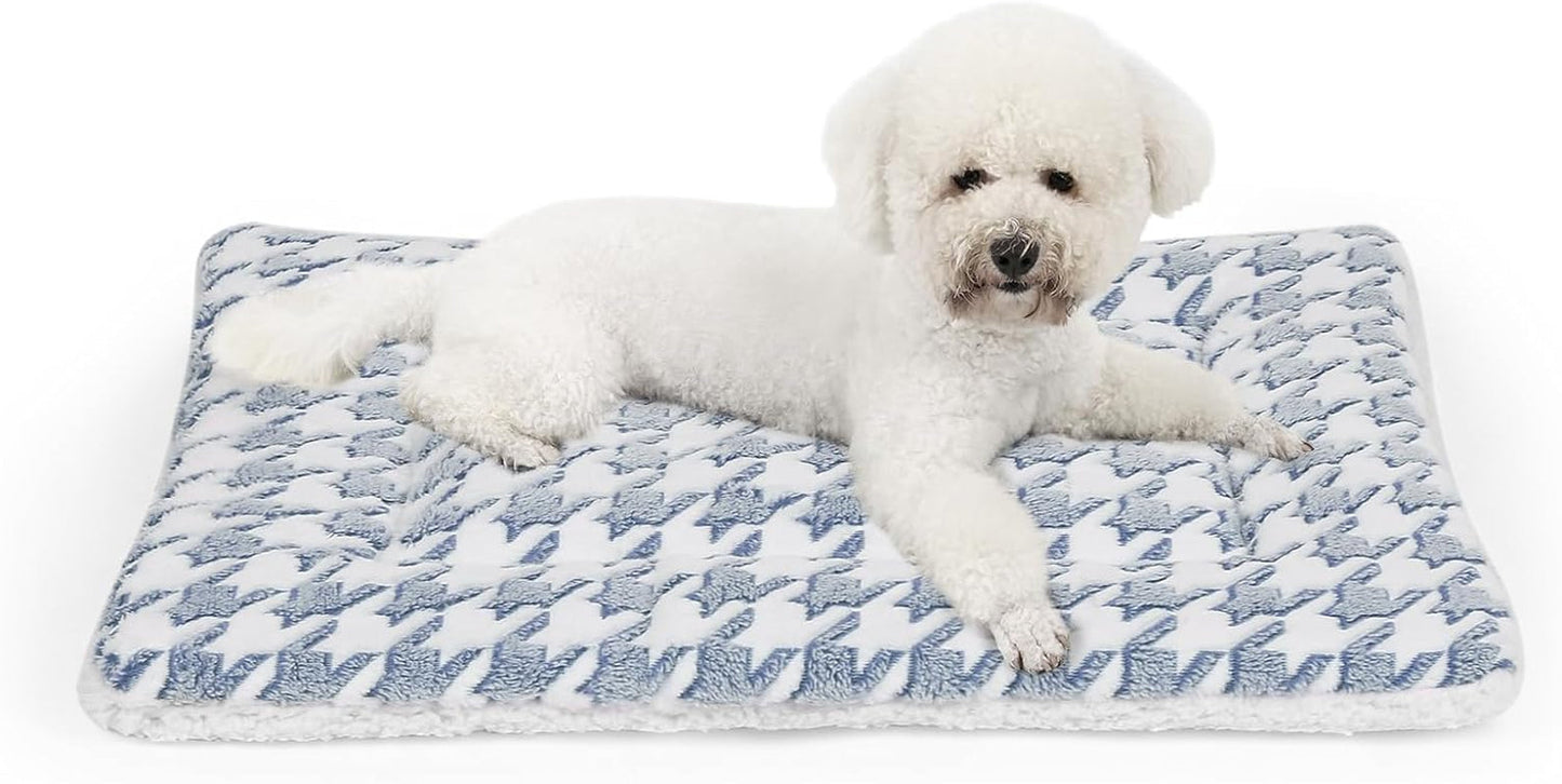 Dog Bed Mat, Reversible Crate Pad for Medium Small Dogs, Machine Washable, Portable and Soft Pet Bed Pad/Mat for 22-Inch Kennel