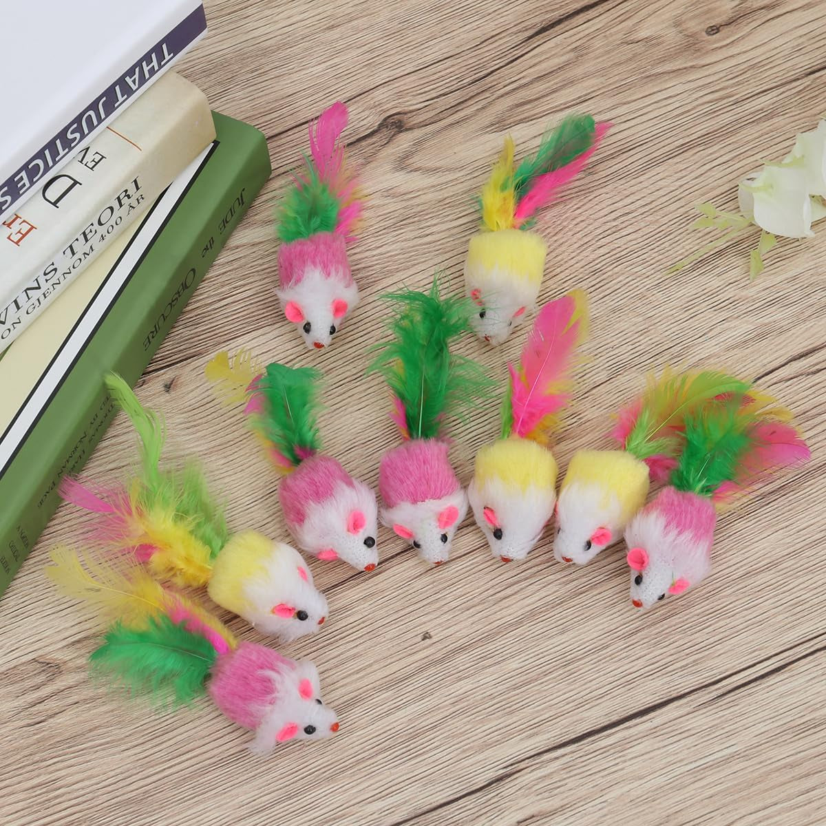 10 PCS Furry Pet Toys Mice Cat Toy Mouse Cat Catcher Toys with Feather Tails(Random Color)