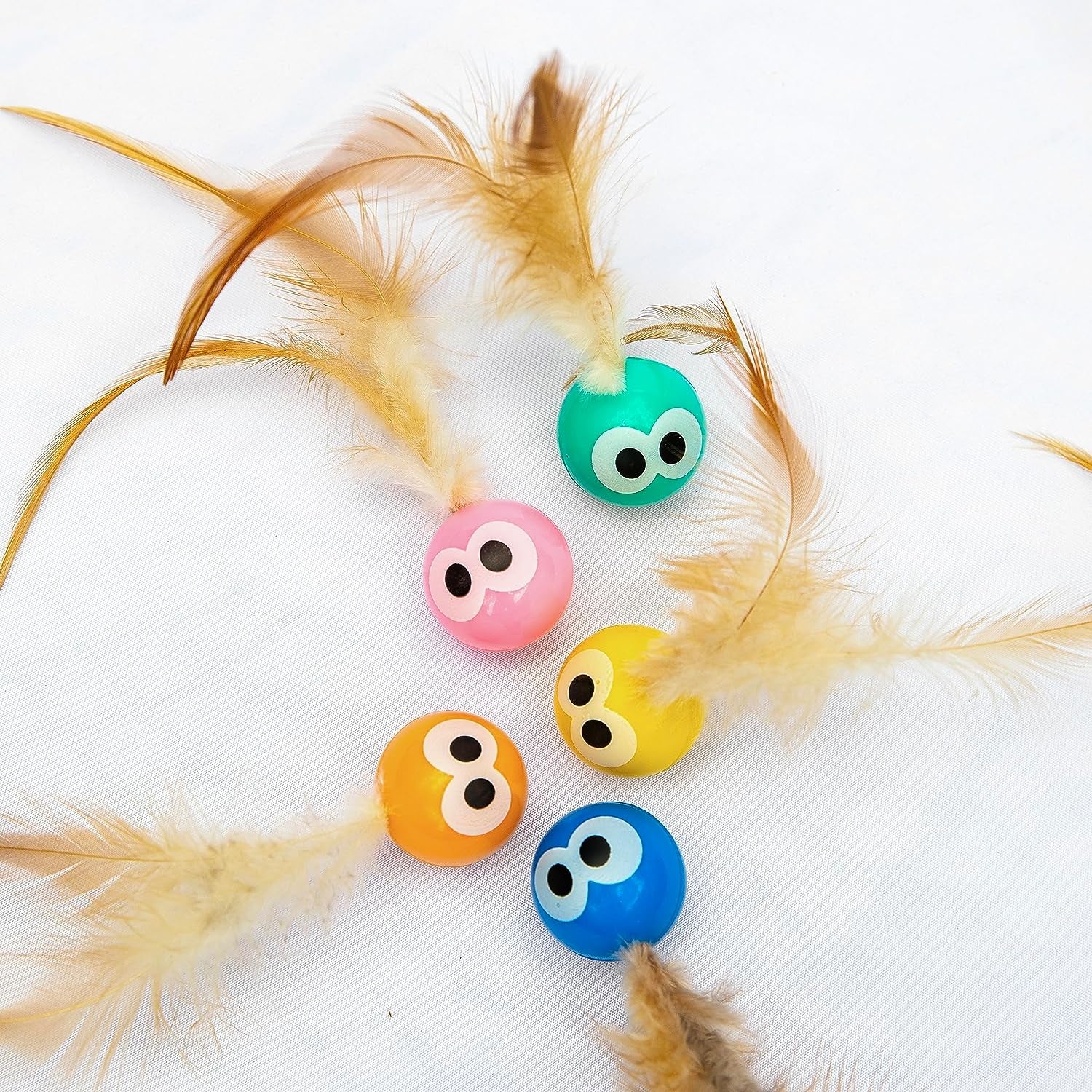 3 Pack Interactive Bouncy Ball with Natural Feathers for Indoor Cats and Kittens Who Love to Play and Have Fun.