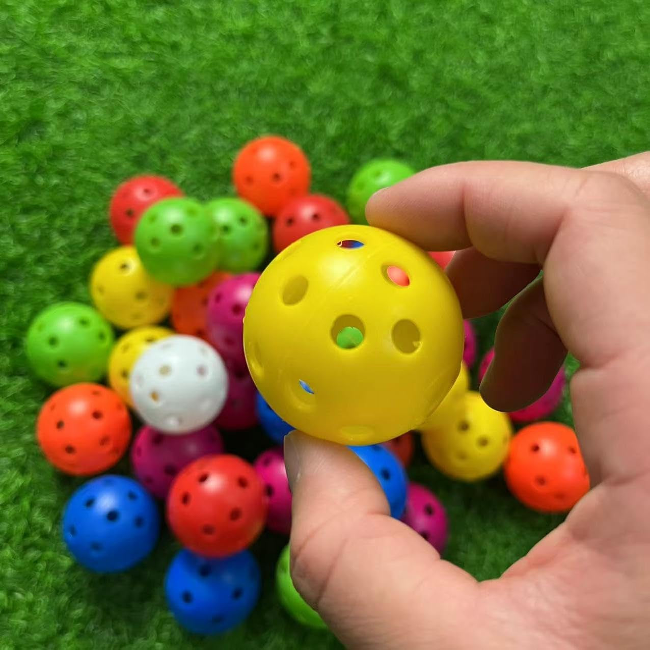 12PCS Value Pack Plastic Ball Cat Toys Balls without Bells for Indoor Kitten, Gifts for Cats（26 Holes, 42Mm