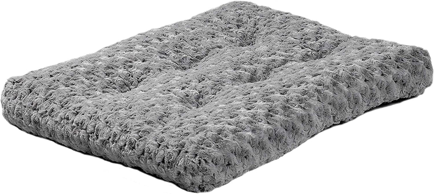 Midwest Homes for Pets Deluxe Dog Beds Super Plush Dog & Cat Beds Ideal for Dog Crates Machine Wash & Dryer Friendly, 1-Year Warranty, Gray, 24-Inch