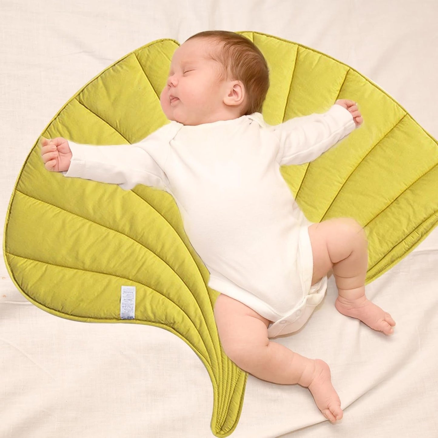 3D Leaves Shaped Pet Blanket Double Sided Leaf Baby Cushion Leaf Shaped Blanket Pet Blanket Cushion for Dog and Cat Yellow Leaf Shaped Warm Soft Washable Cotton Crawling Cushion