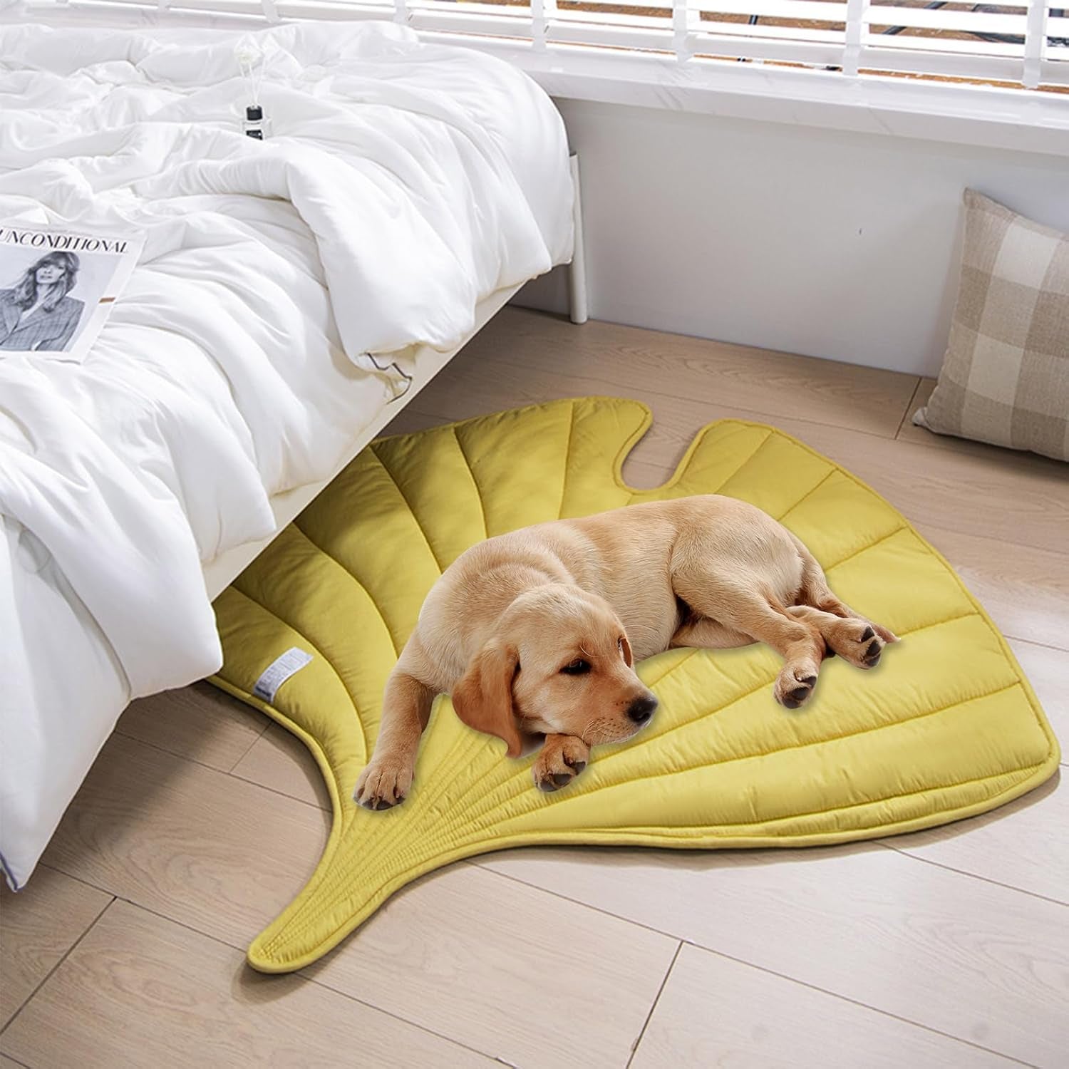 3D Leaves Shaped Pet Blanket Double Sided Leaf Baby Cushion Leaf Shaped Blanket Pet Blanket Cushion for Dog and Cat Yellow Leaf Shaped Warm Soft Washable Cotton Crawling Cushion