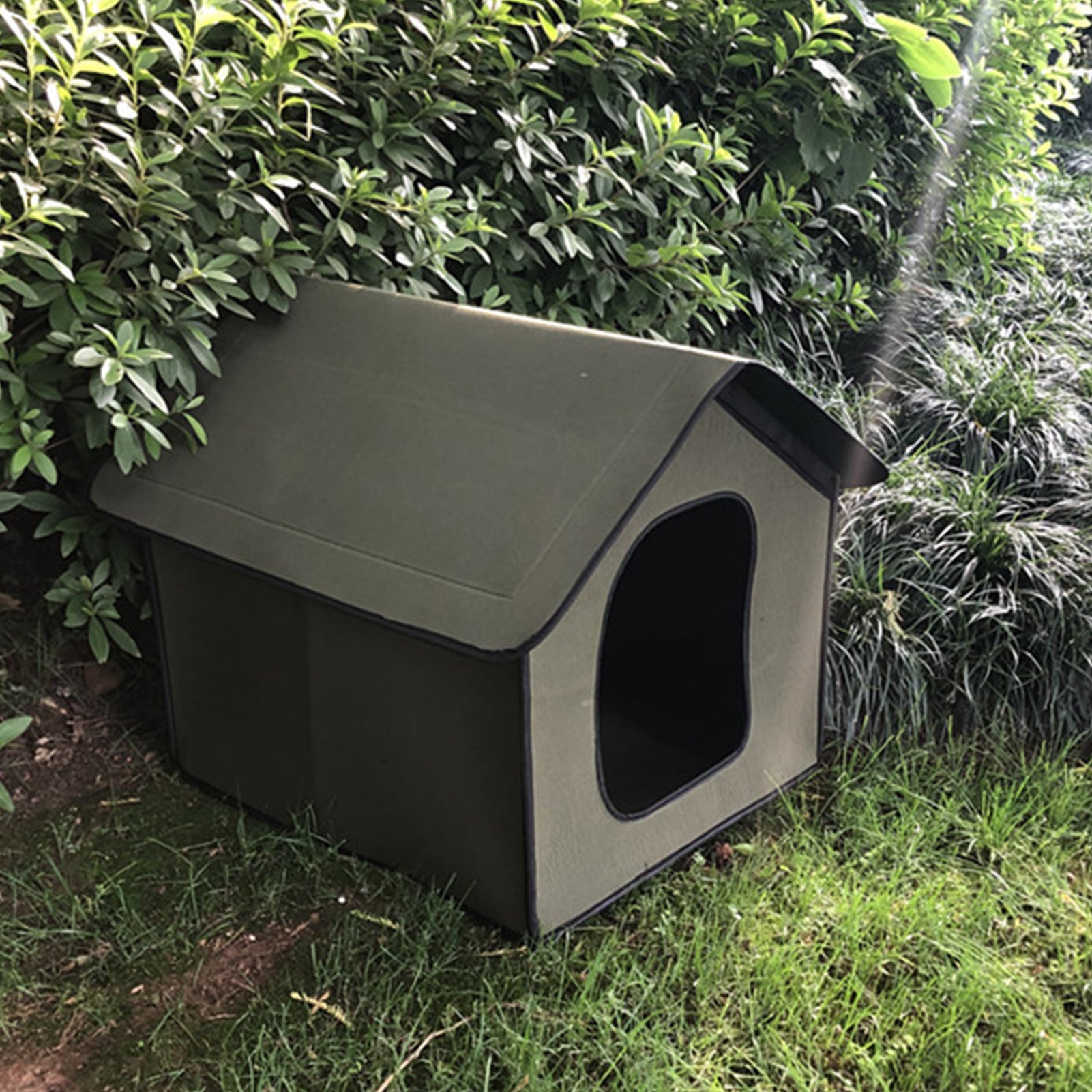 Flm Pet House Waterproof Villa Cat Little Kennel Collapsible Dog Shelter for Outdoor