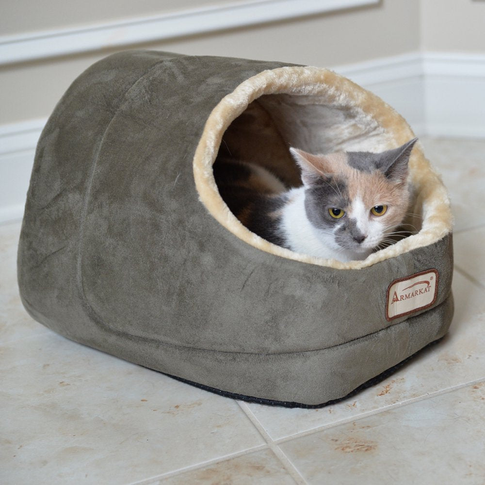 Armarkat Covered Pet Cat Bed, Brown Animals & Pet Supplies > Pet Supplies > Cat Supplies > Cat Beds Aeromark Intl Inc laurel Green  
