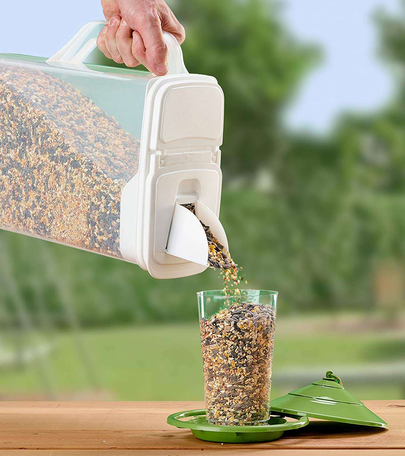 Buddeez 8Qt Pet Food/Bird Seed Storage Container and Dispenser Animals & Pet Supplies > Pet Supplies > Bird Supplies > Bird Treats Buddeez 8 Quart  