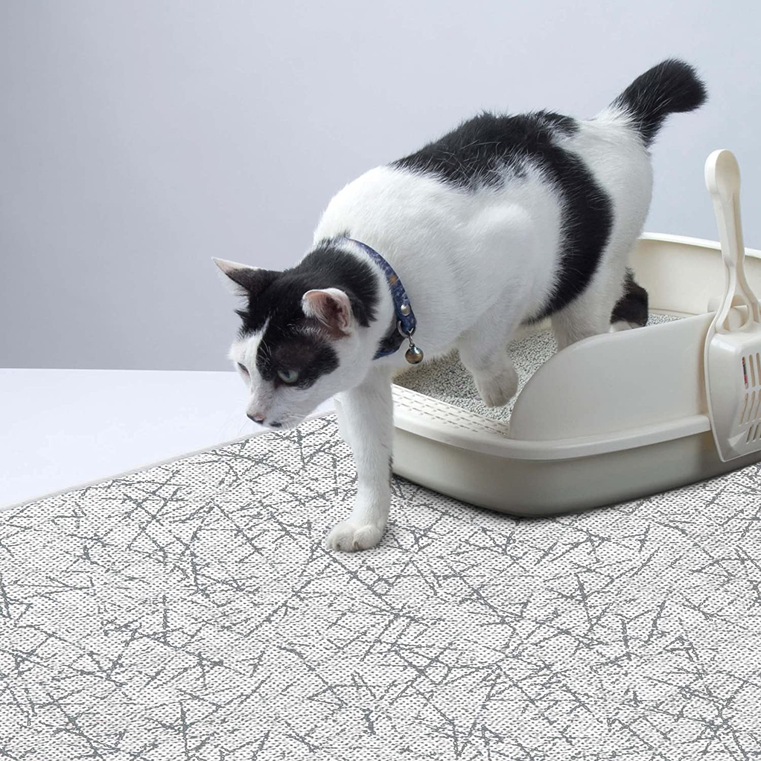 SUSSEXHOME Pets Ultra-Thin Cat and Dog Litter Mat for Litter Box - Washable Soft Natural Cotton Cat and Dog Litter Trapping Mat - Paws-Kind Slip Resistant Litter Catching Mat Animals & Pet Supplies > Pet Supplies > Cat Supplies > Cat Litter Box Mats SUSSEXHOME Geometric-White 20x31.5 inch 