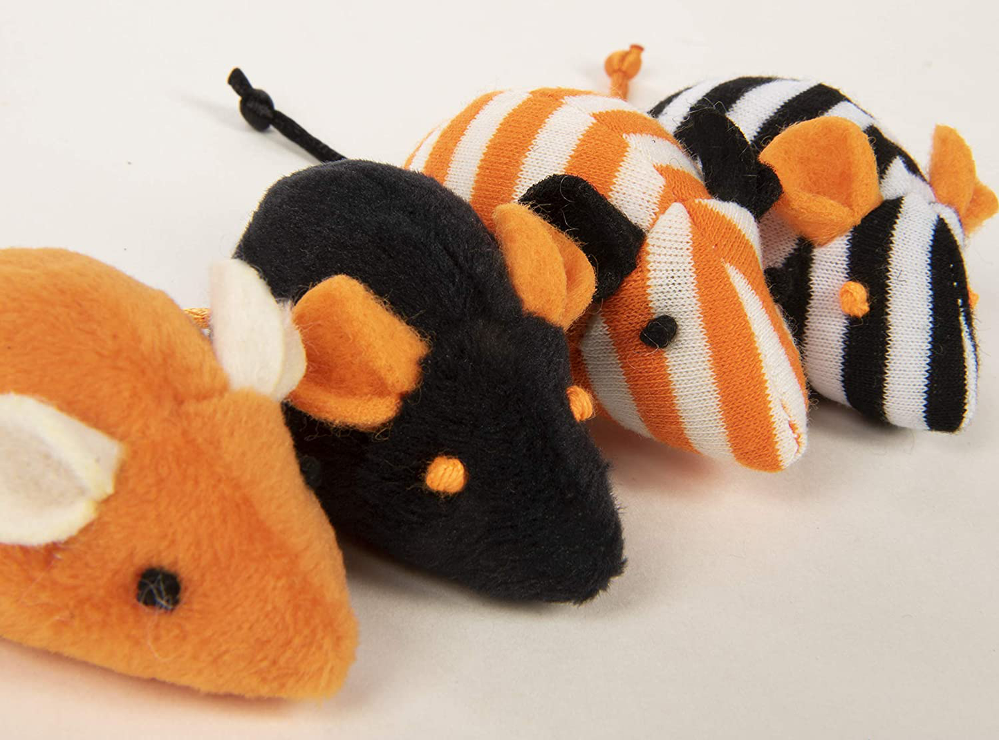 Smartykat, Skitter Mice, Soft Plush Cat Toys, Catnip Filled, Pure, Potent, Halloween Themed, Set of 4, Orange, One Size, 38063 Animals & Pet Supplies > Pet Supplies > Cat Supplies > Cat Toys SmartyKat   