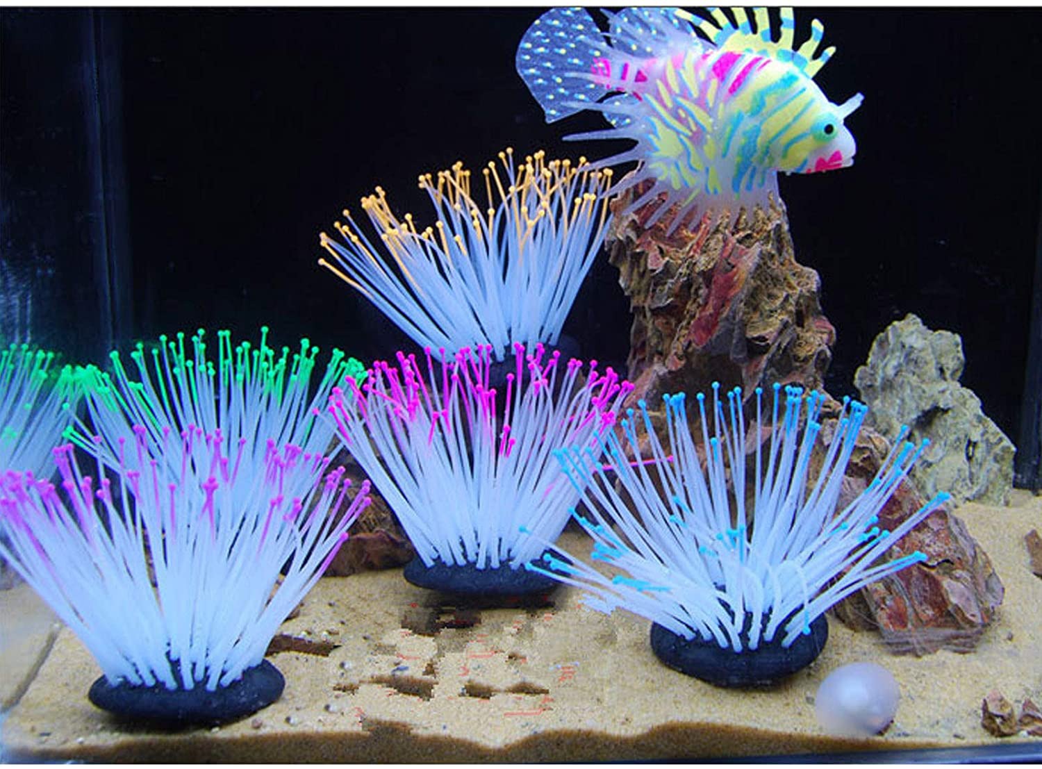 Besimple Artificial Luminous Sea Anemone, Simulation Silicone Coral Plants Ornament Glowing Sea Anemone with Suction Cup for Aquarium Fish Tank Decoration Animals & Pet Supplies > Pet Supplies > Fish Supplies > Aquarium Decor Besimple   