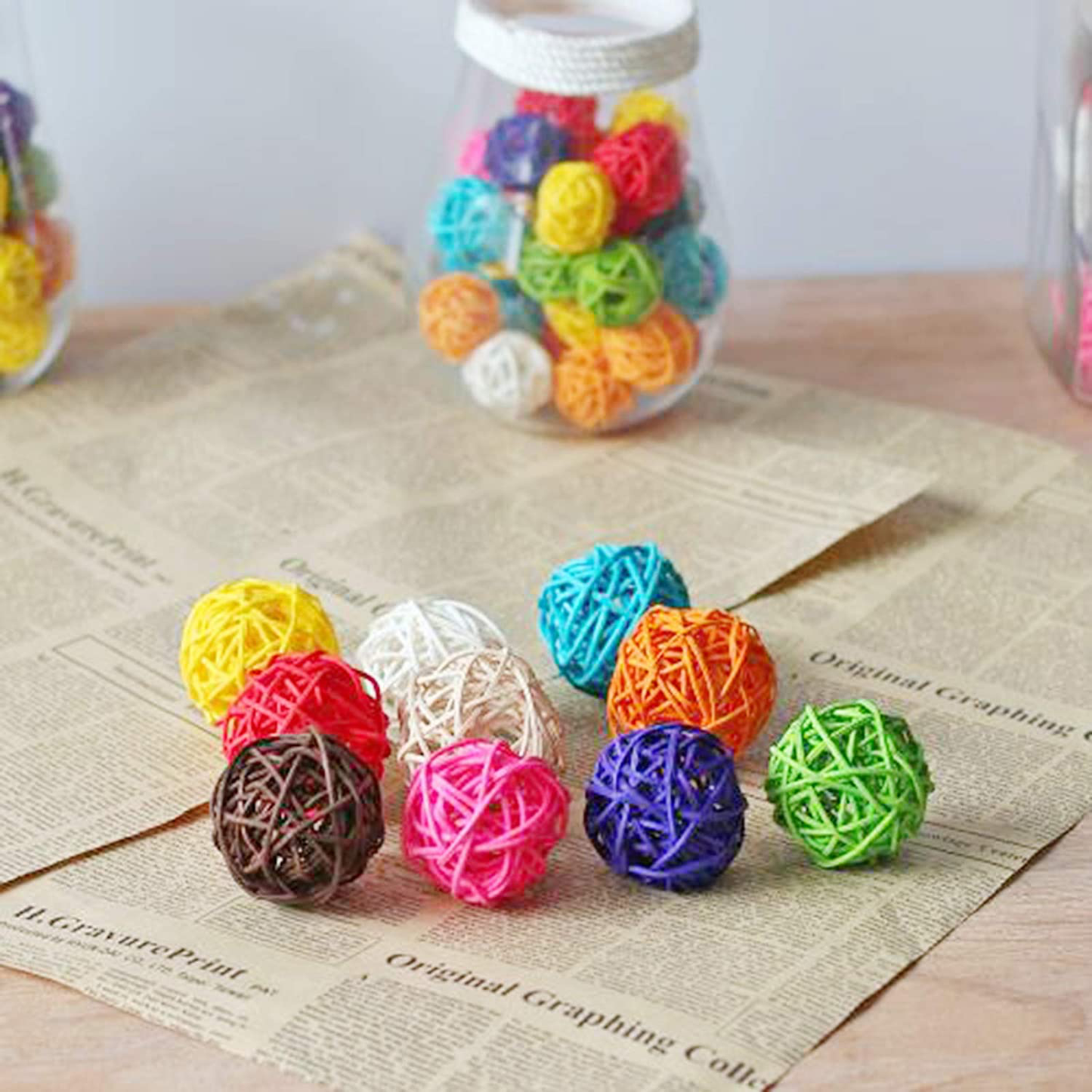 Benvo Rattan Balls 32 Pack 1.2 Inch Wicker Ball Birds Toy Quaker Parrot Parakeet Chewing Toys Pet Bite Toys for Budgies Conures Hamsters Ball Orbs Crafts DIY Accessories Vase Fillers (Multi-Colored)