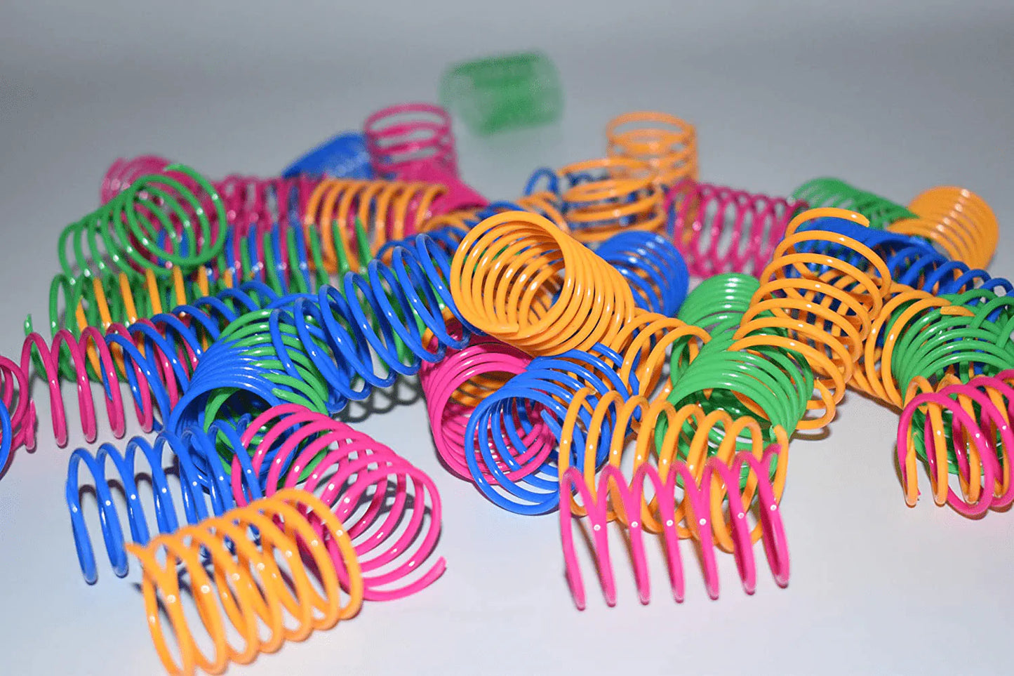 Cat Spring Toys- 60Pack Colorful Coils for Kittens Creative Supplies Spiral Springs Coil Springs for Cats Kittens,Lightweight Durable Plastic Animals & Pet Supplies > Pet Supplies > Cat Supplies > Cat Toys Cacovedo   