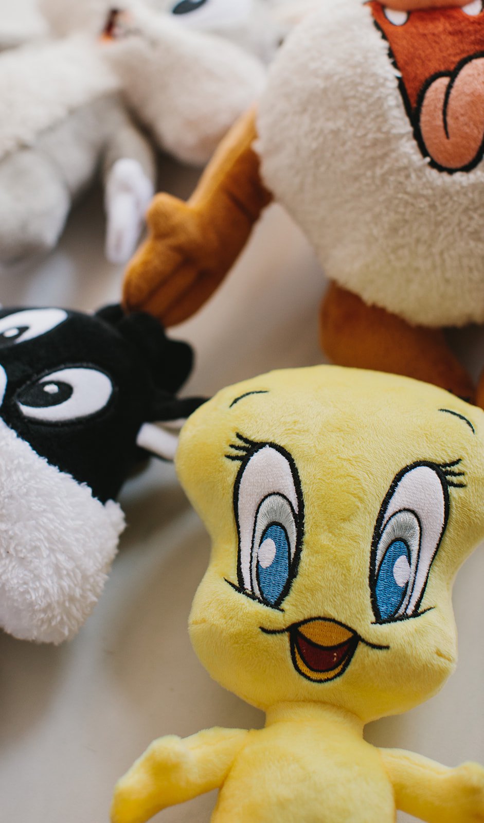 Buckle-Down Dog Toy, Looney Tunes, Plush Squeaker Tweety Bird Full Body