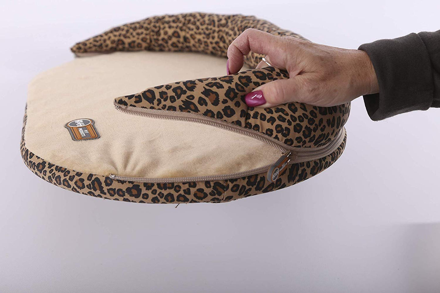K&H Kitty Sill Pet Cat Bed, Brown Animals & Pet Supplies > Pet Supplies > Cat Supplies > Cat Beds K&H Pet Products   