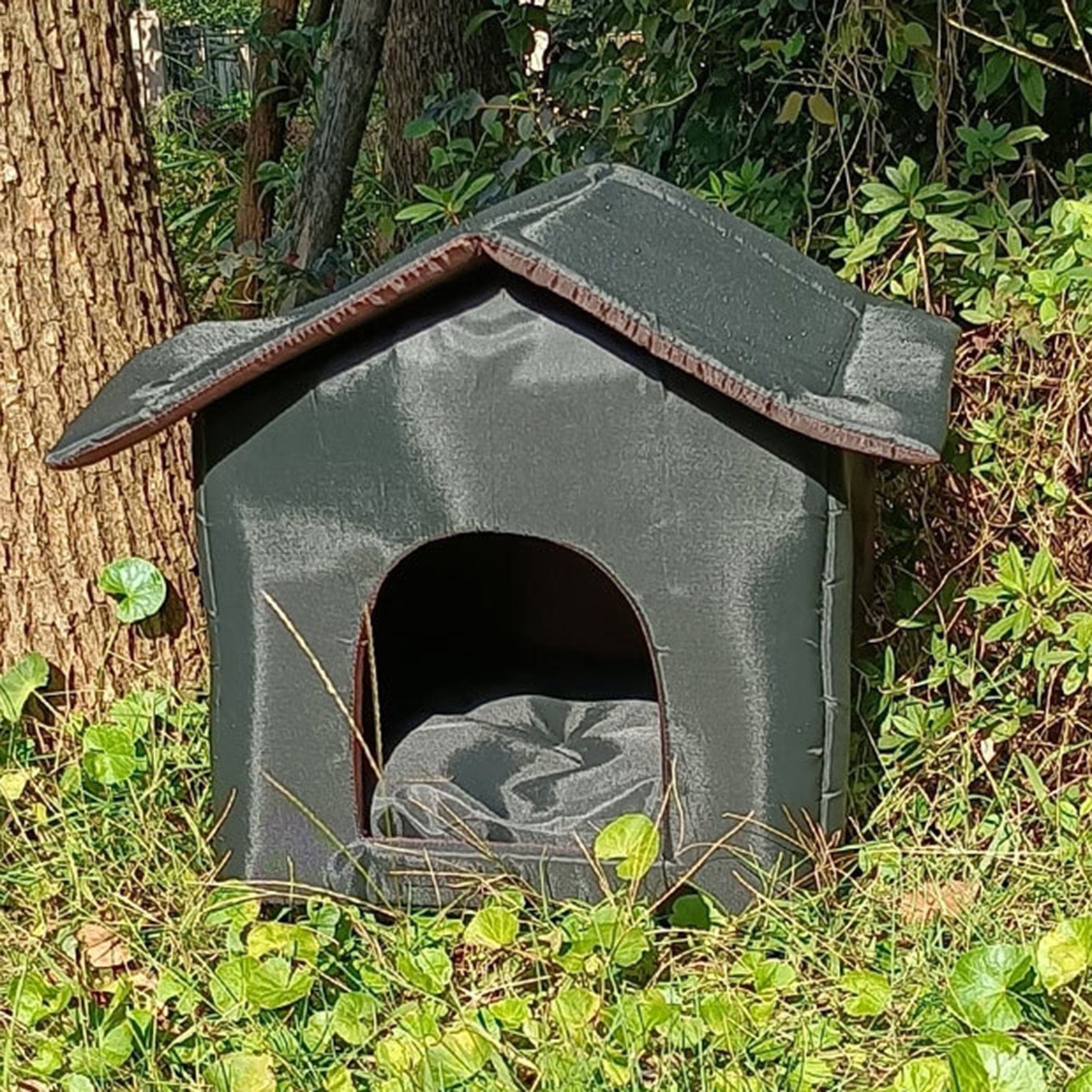 XWQ Pet House Waterproof Detachable Oxford Cloth Comfortable Winter Cat Kitten Shelter for Outdoor Animals & Pet Supplies > Pet Supplies > Dog Supplies > Dog Houses XWQ   