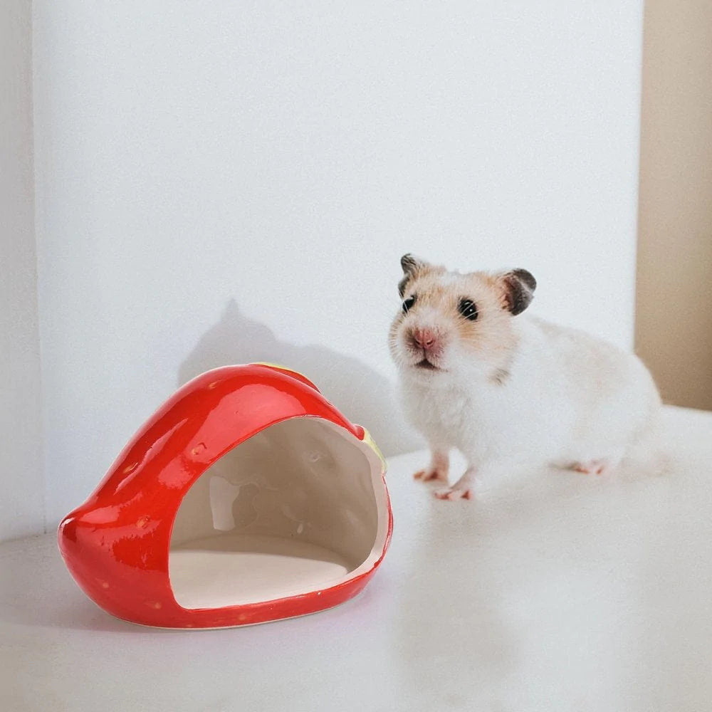 Yuedong Ceramic Cartoon Strawberry Shape Hamster House Home Summer Cool Small Animal Pet Nesting Habitat Cage Accessories